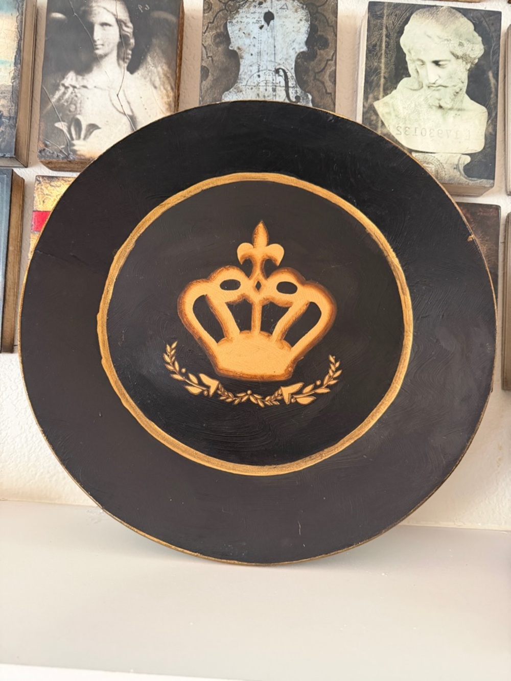 Round Wooden Crown Plaque Tray | Black & Gold Royal Crest | Hollywood Regency